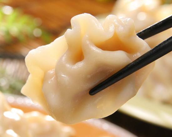 Boiled Shrimp & Pork Dumplings 三鲜水饺(12pc)